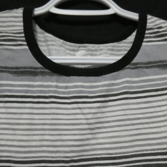 CHILDREN'S PLACE SPORT, large (10-12), striped tank top - Picture 4 of 12